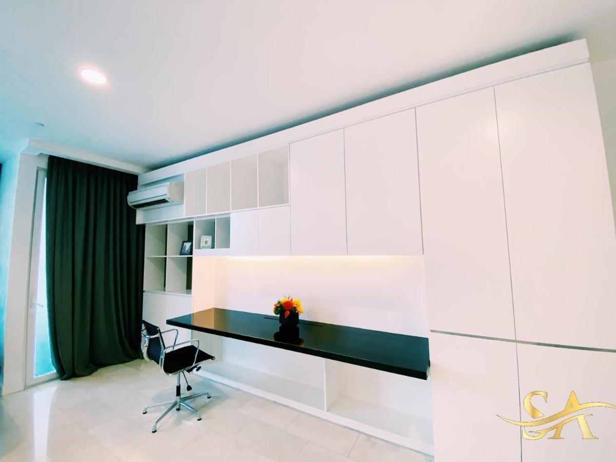 Queens Service Suites At Platinum Klcc Kuala Lumpur Exterior foto
